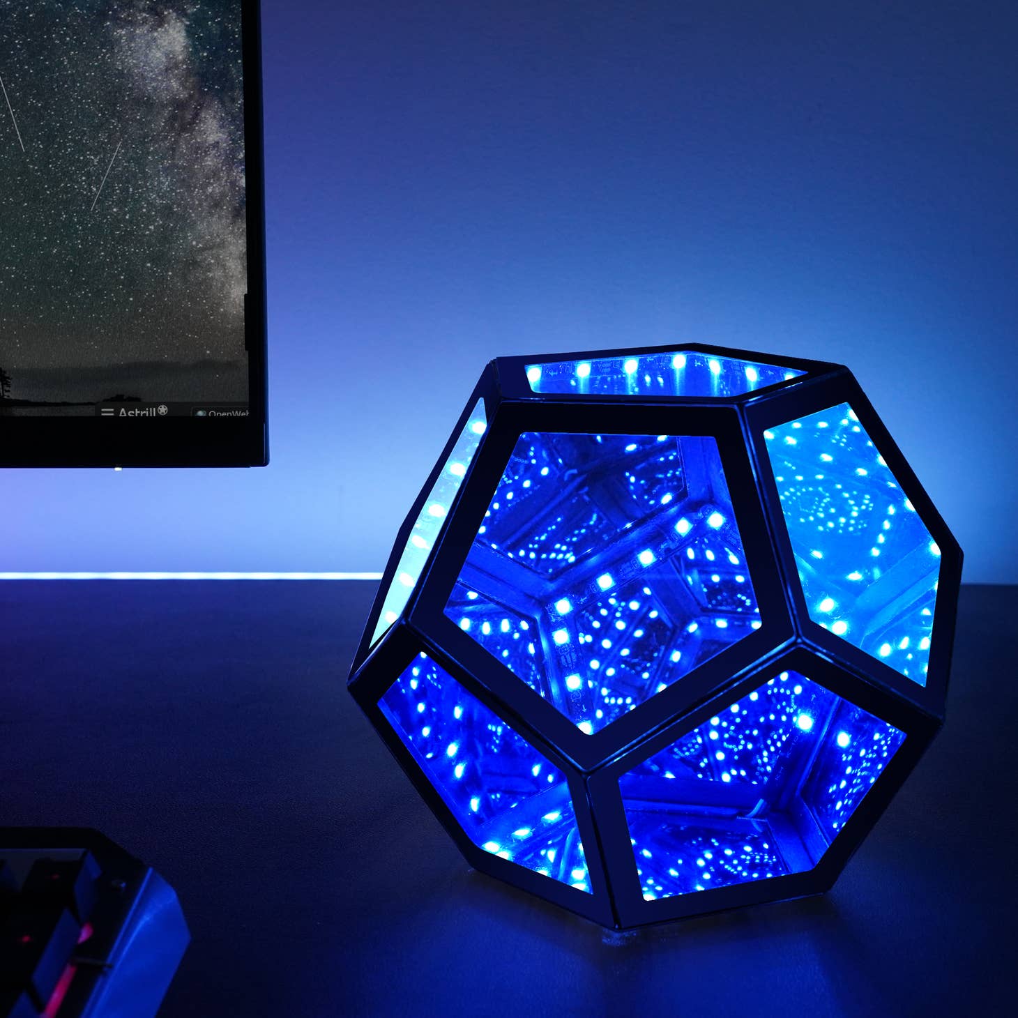 Noctifiers Infinity Infinity Dodecahedron Night Light – Time Travel Mart